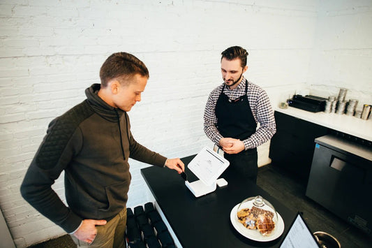 Building Customer Trust and Mastering Reviews - BPlanMaker