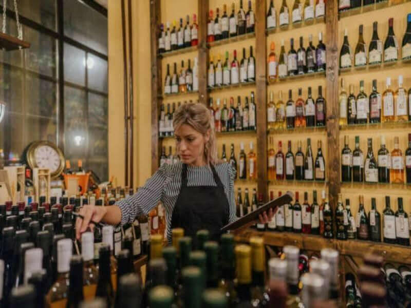 Liquor & Wine Shop Business Plan - BPlanMaker