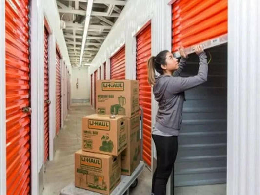 Self Storage Facility Business Plan - BPlanMaker